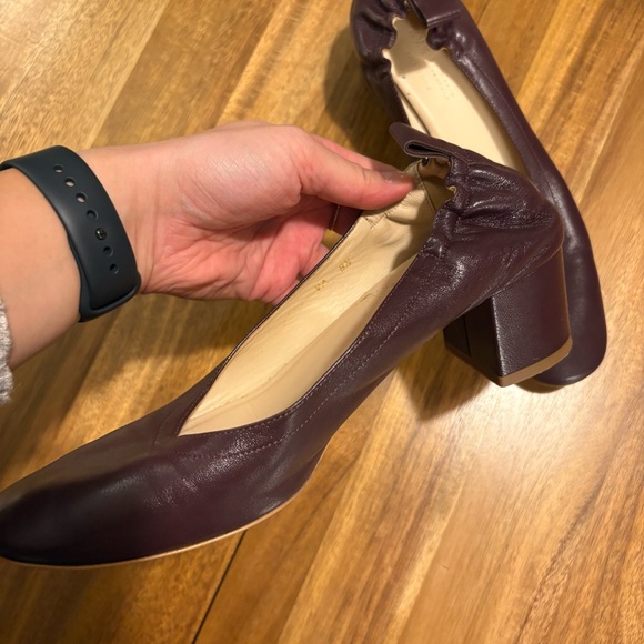 EVERLANE Day Heel in Oxblood - Picture 2 of 6